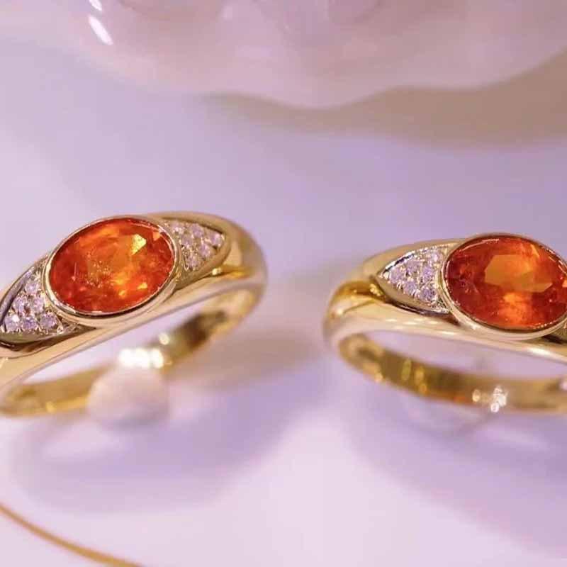 Lulu Tong Jewelry S925 Silver Gold-Plated Sunset Orange Ice Flower Cut Ring for Women Size 5
Lulu Tong Jewelry S925 Silver Gold-Plated Sunset Orange Ice Flower Cut Ring for Women Size 5
