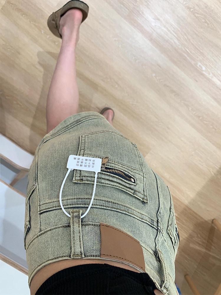 American Retro High Waist Slimming Denim Shorts for Women - Plus Size, Elastic A-Line Fit, Summer Style 4XL
American Retro High Waist Slimming Denim Shorts for Women - Plus Size, Elastic A-Line Fit, Summer Style 4XL