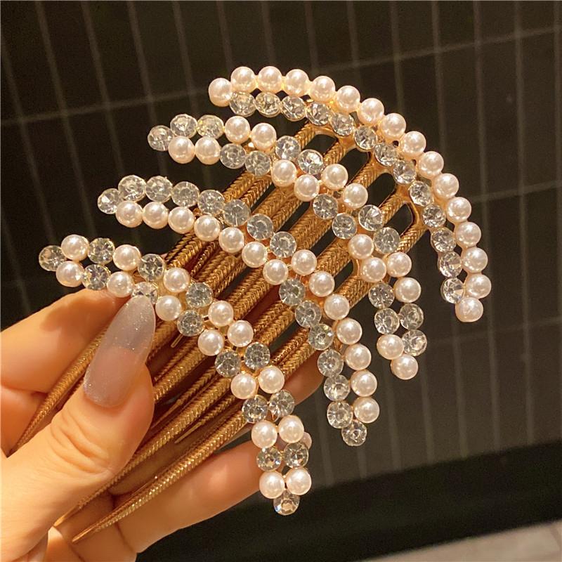 Simple Pearl Water Diamond Metal Pan Hair Insert Comb Hair Comb Hairpin Mother S Day Holiday Gift Hair Accessories
Simple Pearl Water Diamond Metal Pan Hair Insert Comb Hair Comb Hairpin Mother S Day Holiday Gift Hair Accessories