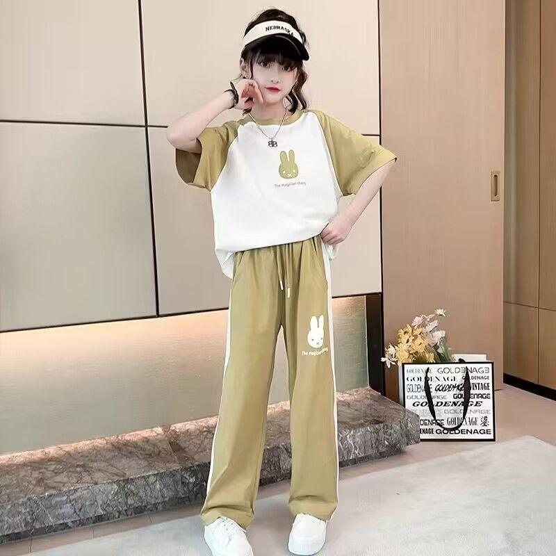 Летний комплект для девочек, детская повседневная спортивная одежда, летняя детская одежда, модная, с короткими рукавами и стильная 160
Летний комплект для девочек, детская повседневная спортивная одежда, летняя детская одежда, модная, с короткими рукавами и стильная 160