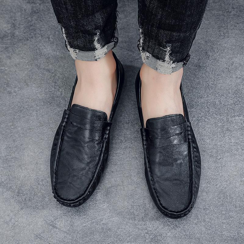 Spring new leather shoes men s soft-soled Doudou shoes one-pedal casual men s shoes, men s shoes low-top can be stepped on men s shoes 39
Spring new leather shoes men s soft-soled Doudou shoes one-pedal casual men s shoes, men s shoes low-top can be stepped on men s shoes 39