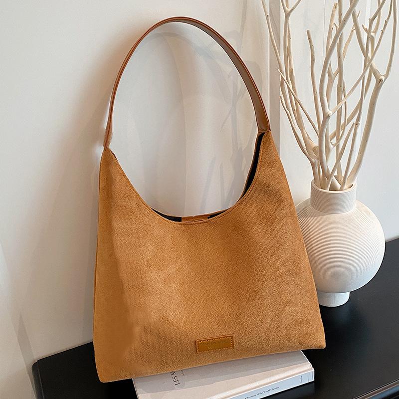 2025 осень новая повседневная ретро замшевая сумка через плечо сумка женская высококлассная модная ленивая сумка-мессенджер тоут