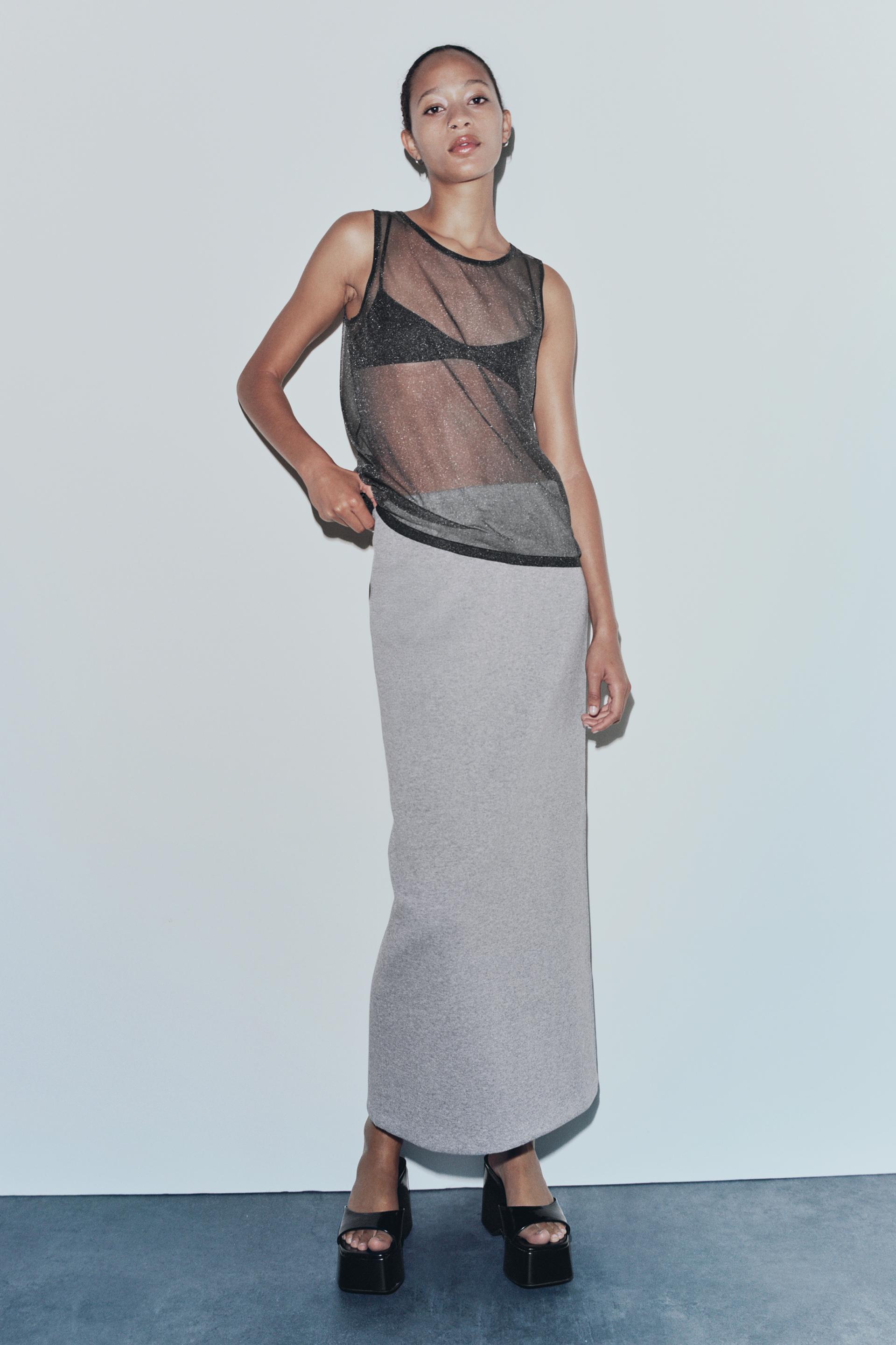 МЯГКАЯ ЮБКА МИДИ
МЯГКАЯ ЮБКА МИДИ