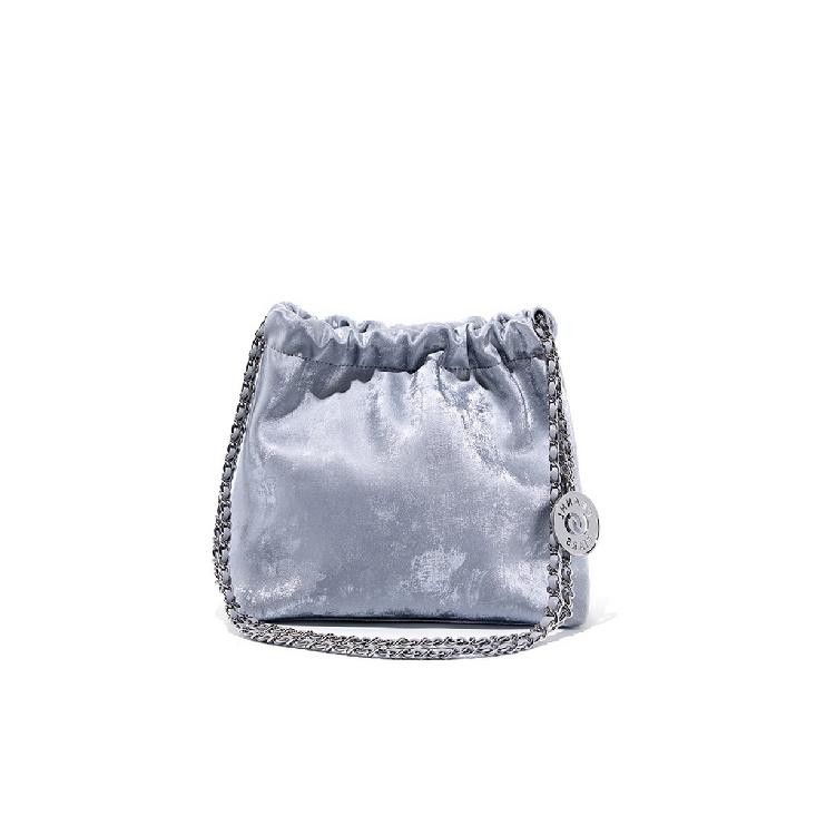 Large Capacity Bucket Bag 2025 Summer New Chinese Style Single Shoulder Crossbody Bag Versatile Silk Chain Bag Genuine Leather Bag срібний
Large Capacity Bucket Bag 2025 Summer New Chinese Style Single Shoulder Crossbody Bag Versatile Silk Chain Bag Genuine Leather Bag срібний
