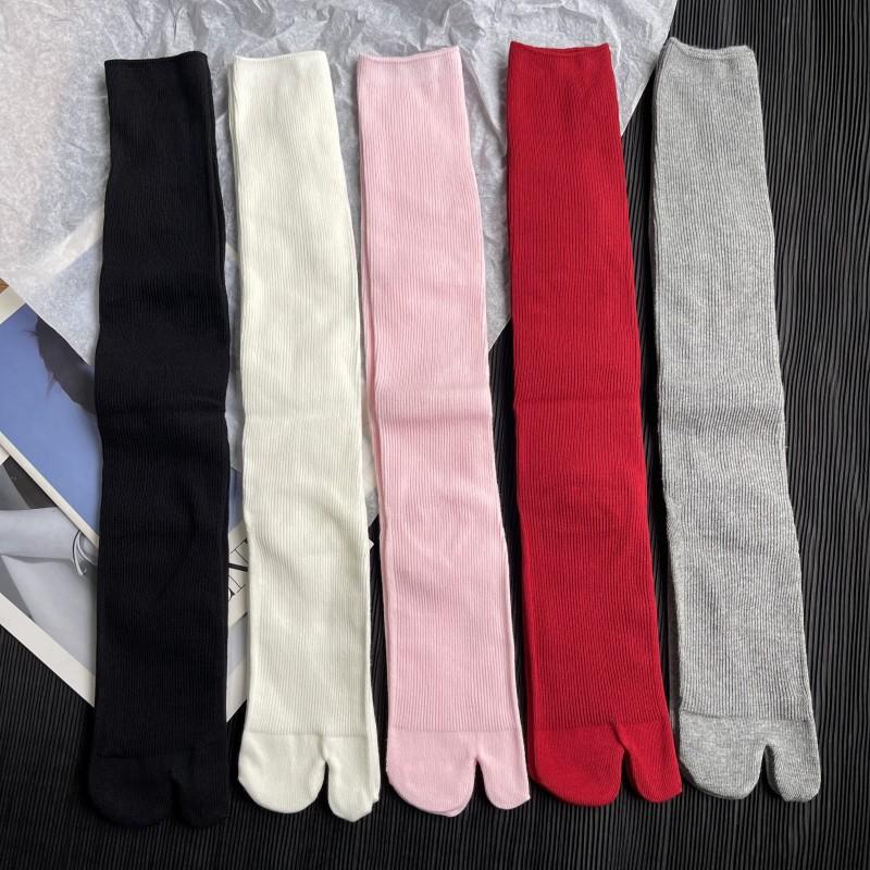 Combed Cotton Split Toe Man Woman Socks Solid Color Small Stripe Comfortable Soft Two-Toed Japanese Harajuku Women s Tabi Sox Size 36-42
Combed Cotton Split Toe Man Woman Socks Solid Color Small Stripe Comfortable Soft Two-Toed Japanese Harajuku Women s Tabi Sox Size 36-42