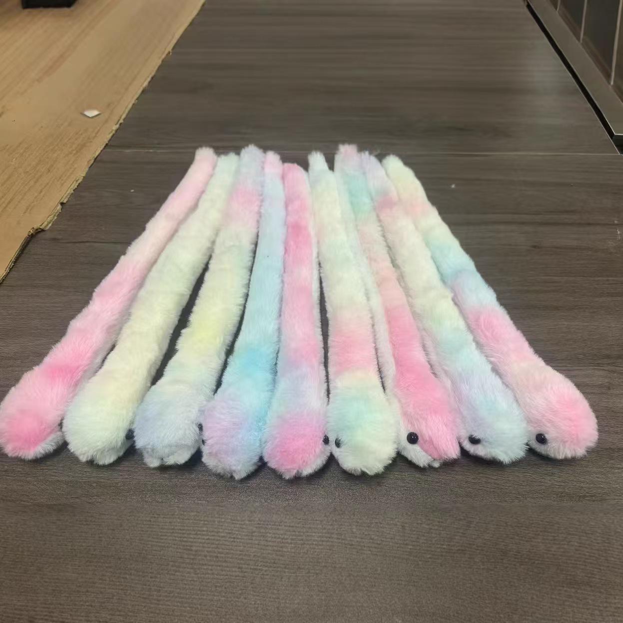 2025 год Змеи: Красочная плюшевая игрушка Двуглавая змея - Милый и забавный кулон-украшение 40cm
2025 год Змеи: Красочная плюшевая игрушка Двуглавая змея - Милый и забавный кулон-украшение 40cm