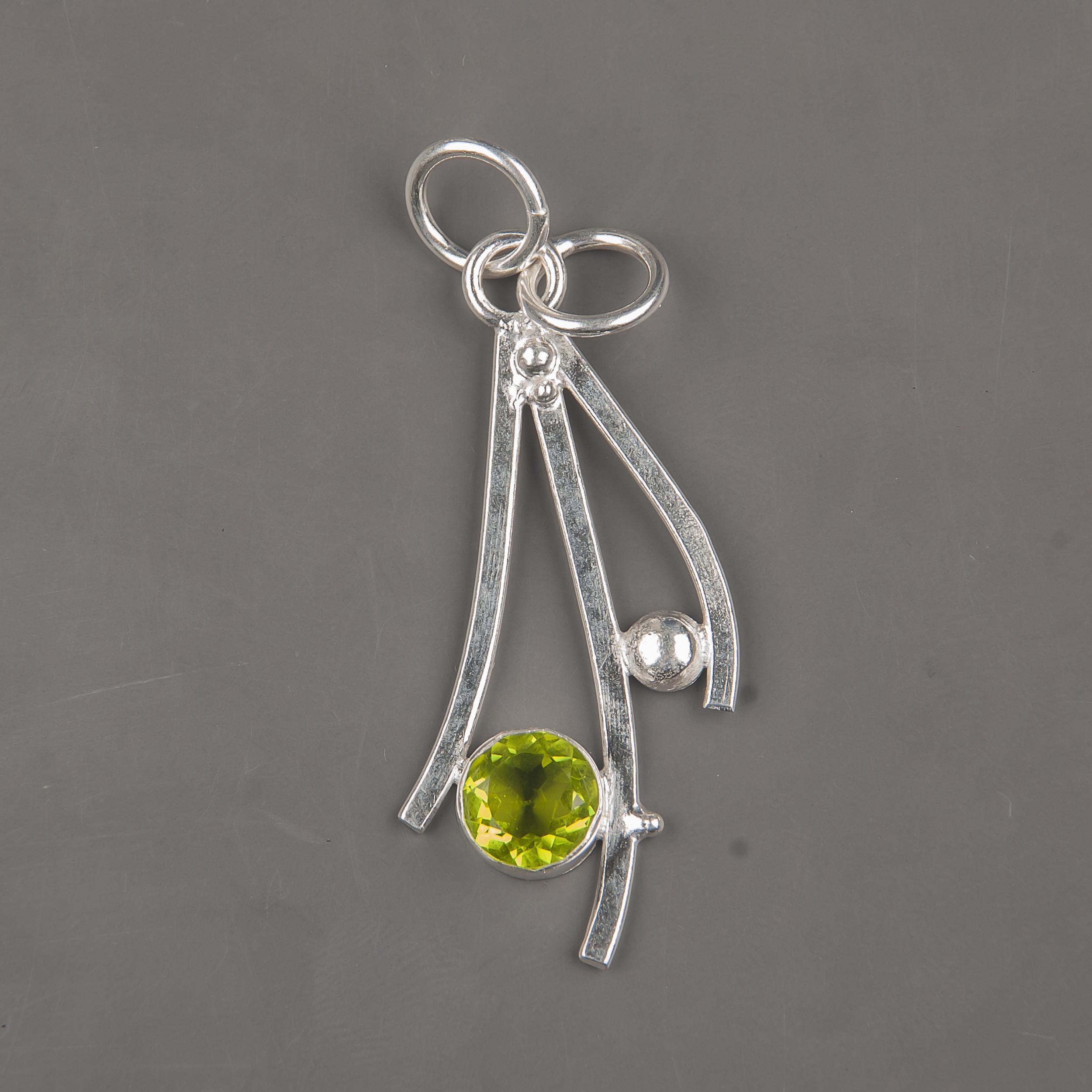 Peridot Pendant Gemstone Jewelry, Handmade 925 Solid Sterling Silver Pendant, Beautiful Silver Jewelry Pendant, Gift For Her 1.73 inches зелёный
Peridot Pendant Gemstone Jewelry, Handmade 925 Solid Sterling Silver Pendant, Beautiful Silver Jewelry Pendant, Gift For Her 1.73 inches зелёный