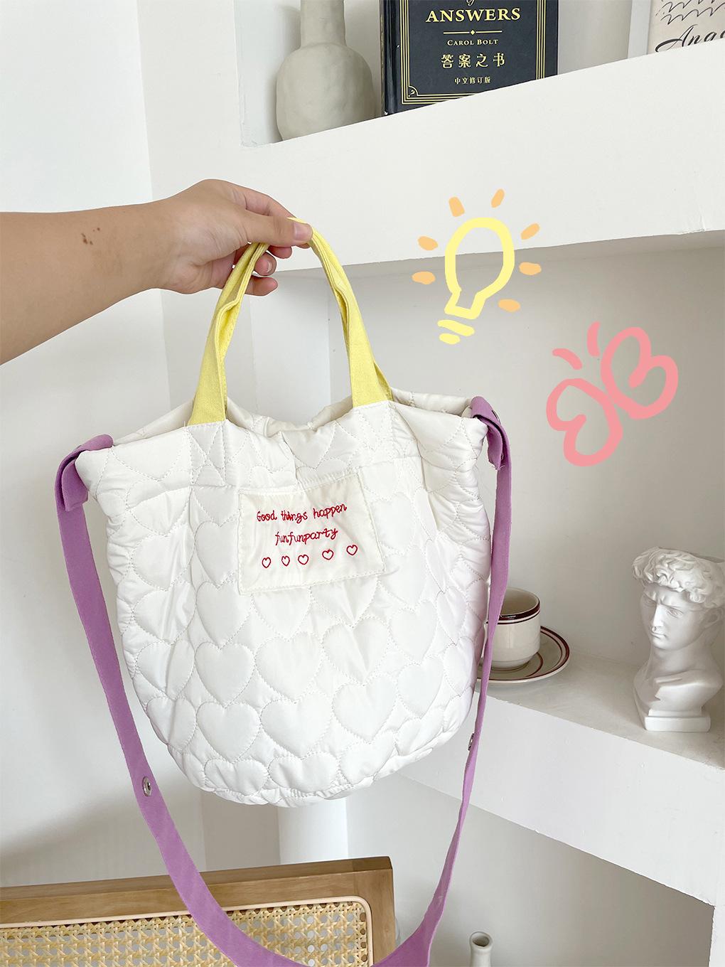 Contrast Color Ladies Bucket Bag Love Quilting Women s Padded Shoulder Bags Large Capacity Female Tote Purse Travel Handbags білий
Contrast Color Ladies Bucket Bag Love Quilting Women s Padded Shoulder Bags Large Capacity Female Tote Purse Travel Handbags білий