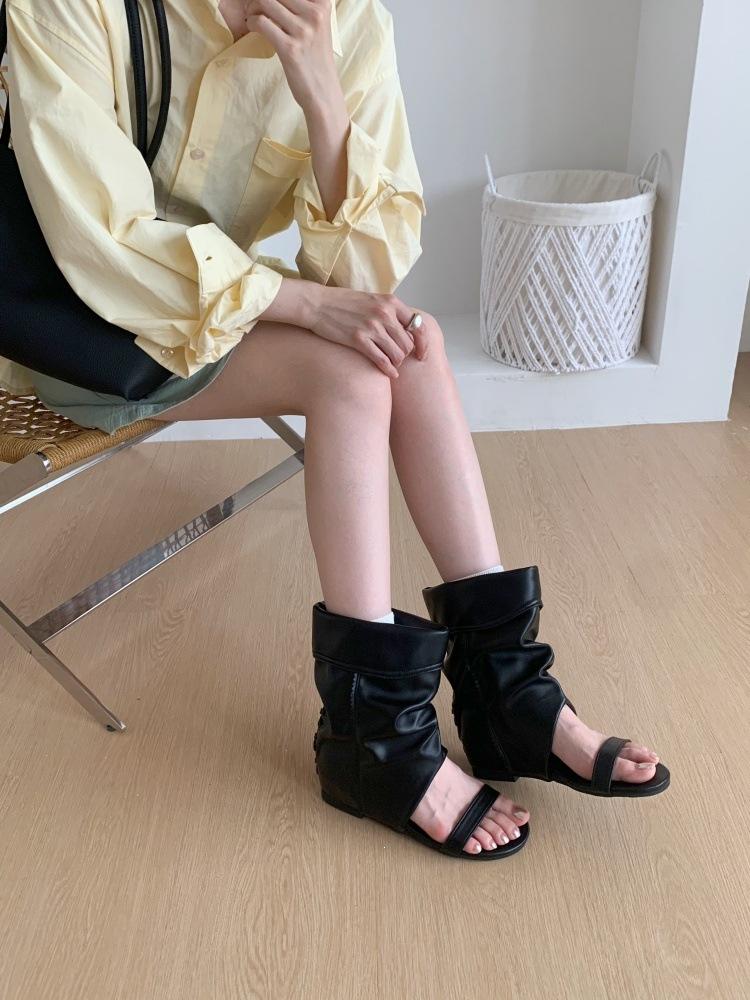 Inner Heightening Cool Boots Women S Summer Pleated Piled Boots Spice Girl Style Versatile Open Toe Word With Sandals 39 чорний
Inner Heightening Cool Boots Women S Summer Pleated Piled Boots Spice Girl Style Versatile Open Toe Word With Sandals 39 чорний