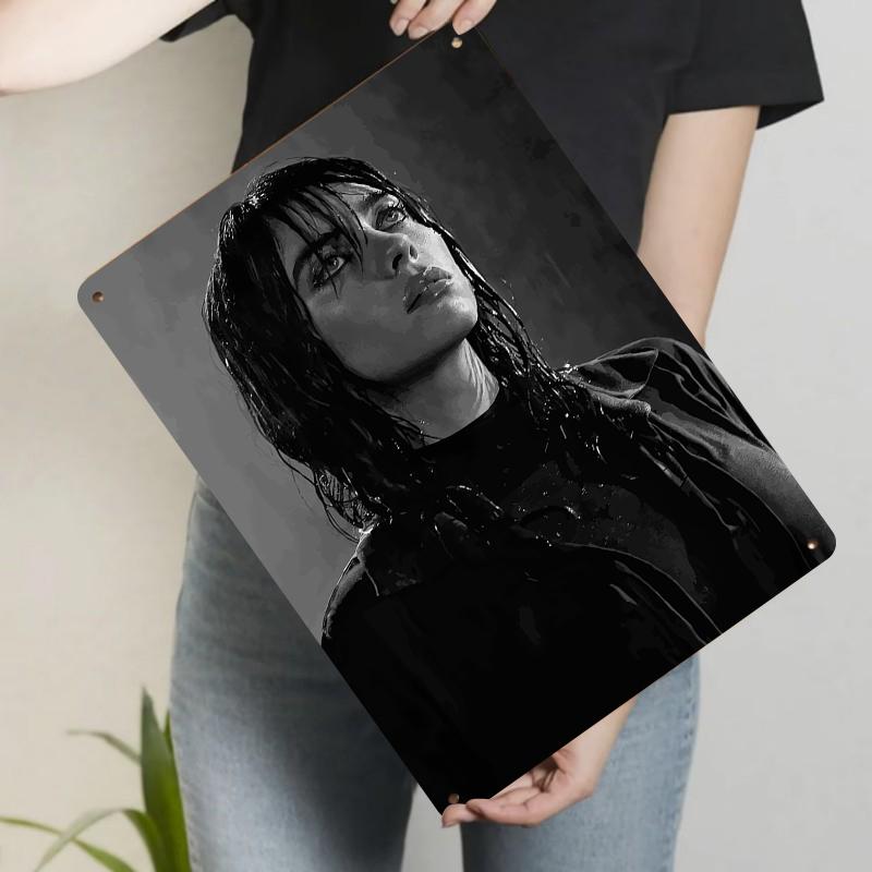 Custom Black and White Portrait Metal Wall Art Modern Home Decor Unique Iron Painting 20x30cm(7.8x11.8inch)
Custom Black and White Portrait Metal Wall Art Modern Home Decor Unique Iron Painting 20x30cm(7.8x11.8inch)