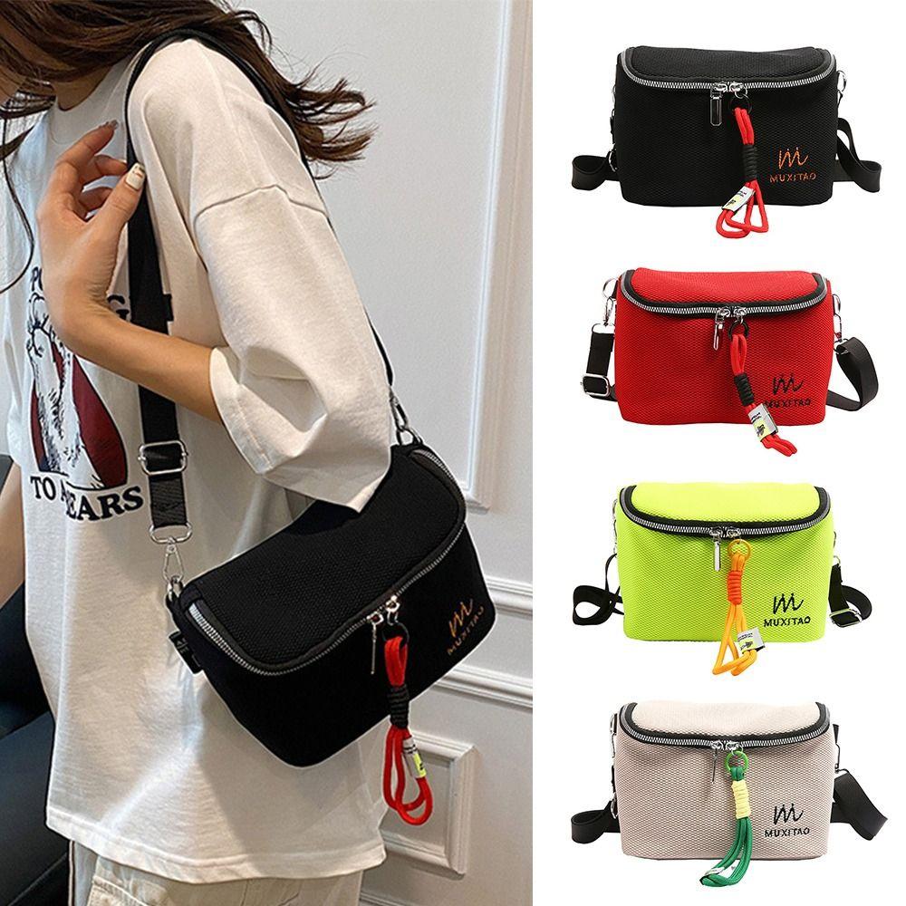 Нейлоновая сумка-тоут через плечо Harajuku Chest Bag New Design Satchels Bag для повседневного использования чёрный
Нейлоновая сумка-тоут через плечо Harajuku Chest Bag New Design Satchels Bag для повседневного использования чёрный