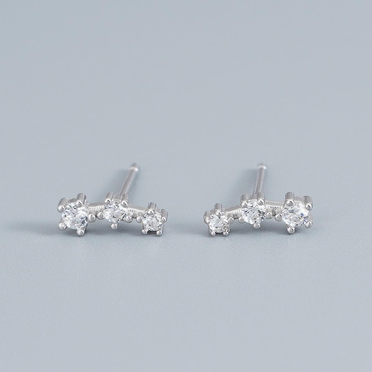 Модные, Простые, Изысканные Базовые Серьги Высококлассные, Универсальные, Свежие Серьги с Цирконом в одну линию
Модные, Простые, Изысканные Базовые Серьги Высококлассные, Универсальные, Свежие Серьги с Цирконом в одну линию