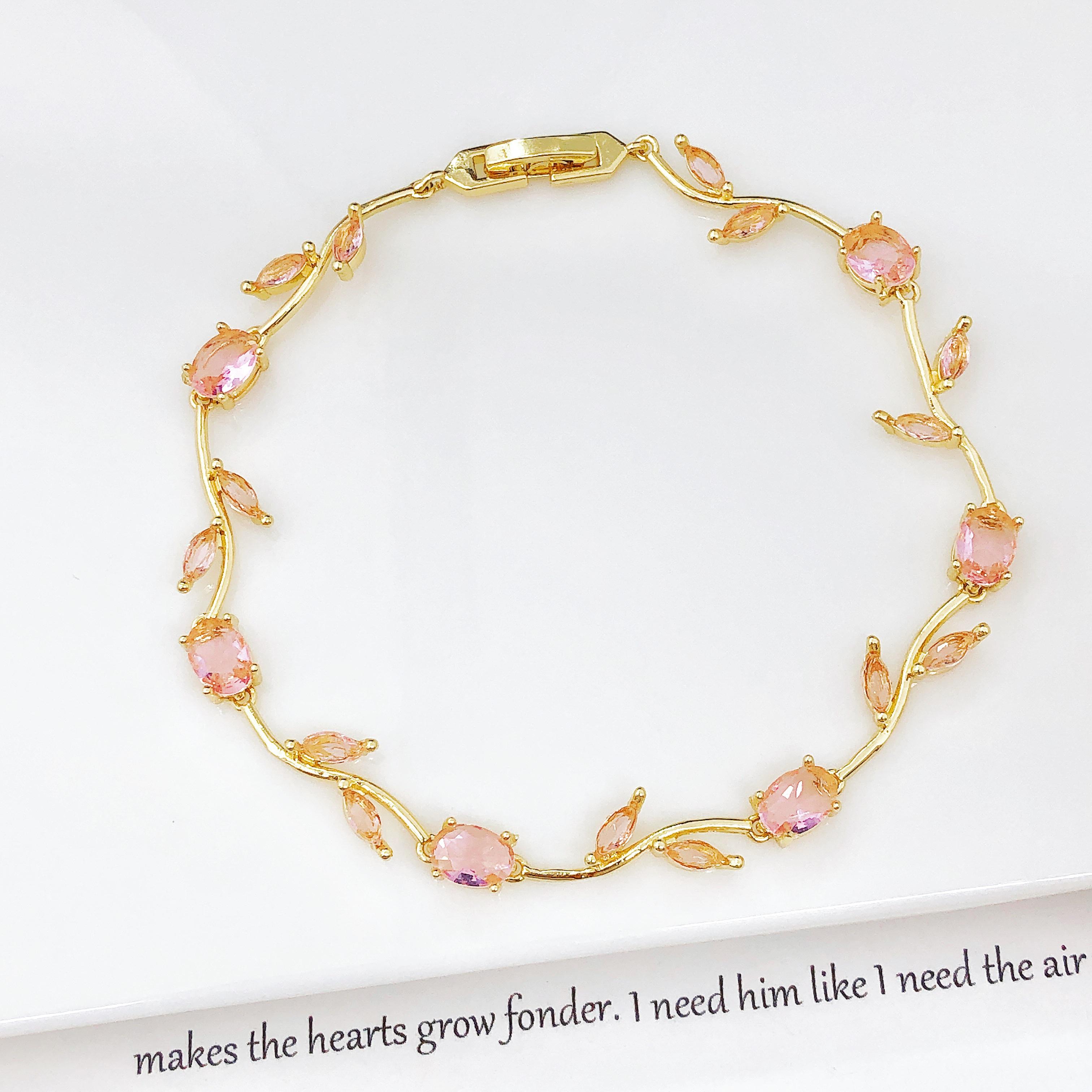 High Quality Sparkling Rhinestone Crystal Leaf Vine Flower Bracelet Luxury for Women Girl Party Wedding Gold-Plated Zircon Gift 21cm
High Quality Sparkling Rhinestone Crystal Leaf Vine Flower Bracelet Luxury for Women Girl Party Wedding Gold-Plated Zircon Gift 21cm