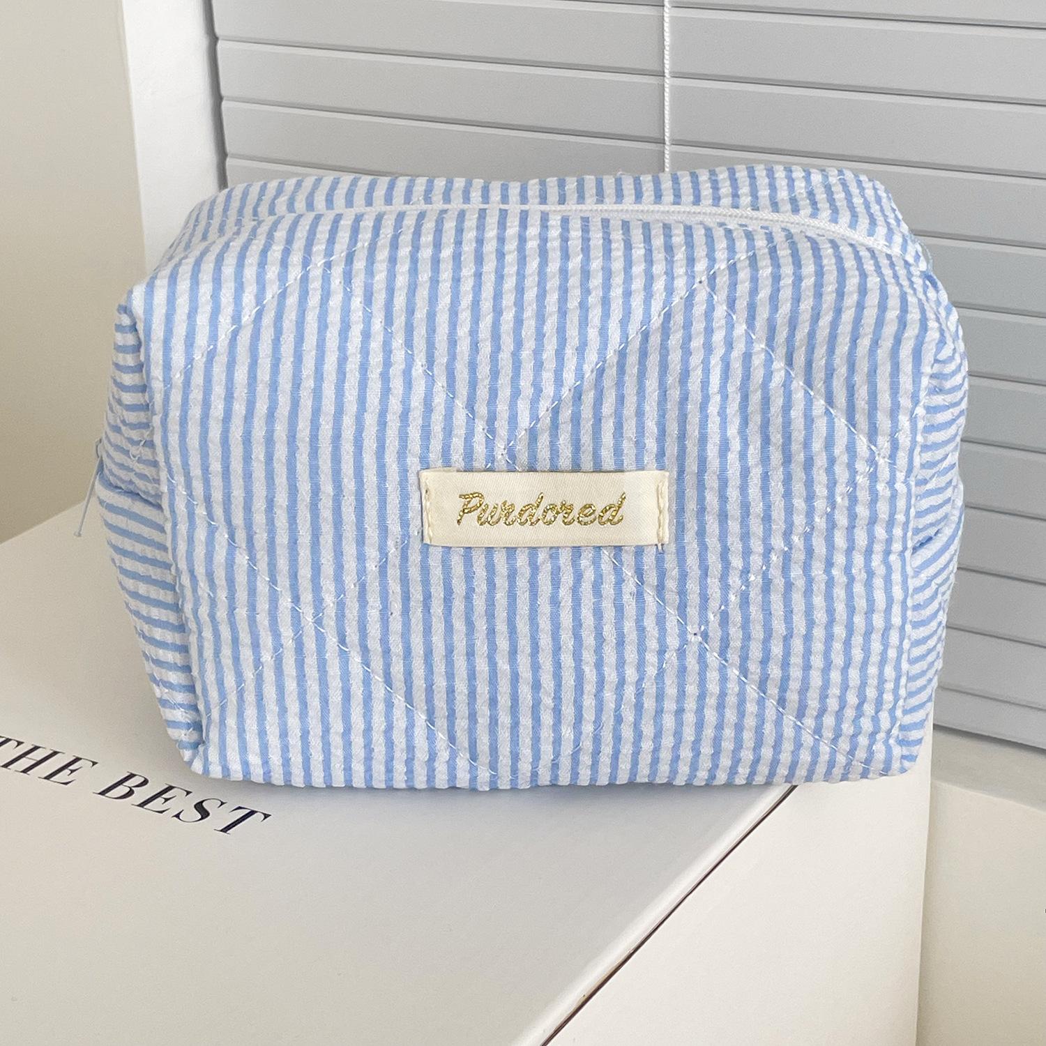 Candy Color Stripe Women s Storage Bags Casual Female Cosmetic Bag High Capacity Cute Female Pencil Case Makeup Bag Handbags синий
Candy Color Stripe Women s Storage Bags Casual Female Cosmetic Bag High Capacity Cute Female Pencil Case Makeup Bag Handbags синий
