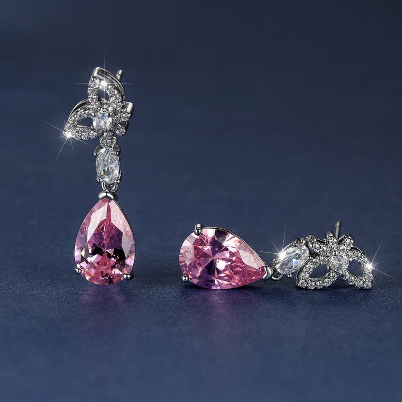 White gold hollow butterfly white water drop pendant earrings women s inlaid zircon stud earrings temperament ear jewelry
White gold hollow butterfly white water drop pendant earrings women s inlaid zircon stud earrings temperament ear jewelry