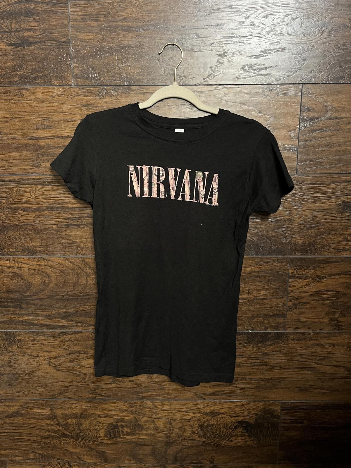26 Nirvana Baby Doll Heads T-shirt - Womens Junior Tee - M Unisex T-Shirt M
26 Nirvana Baby Doll Heads T-shirt - Womens Junior Tee - M Unisex T-Shirt M