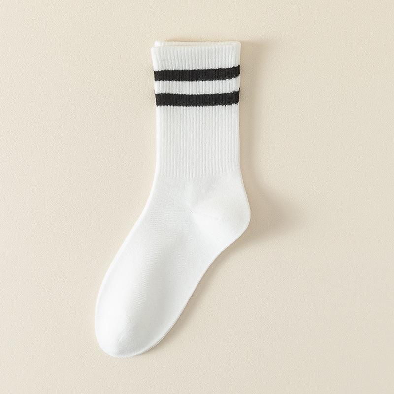 Черно-белые полосатые гольфы средней длины для мужчин и женщин - Модные спортивные студенческие носки для весны/осени One size (38-44)
Черно-белые полосатые гольфы средней длины для мужчин и женщин - Модные спортивные студенческие носки для весны/осени One size (38-44)