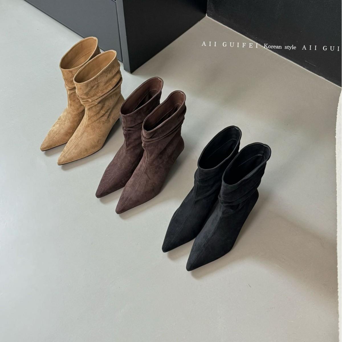 2025 новые осенне-зимние плиссированные ботфорты-чулки с острым носком из замши на тонком каблуке-рюмочке с плиссированным голенищем, ботинки Мартин 40 хаки
2025 новые осенне-зимние плиссированные ботфорты-чулки с острым носком из замши на тонком каблуке-рюмочке с плиссированным голенищем, ботинки Мартин 40 хаки