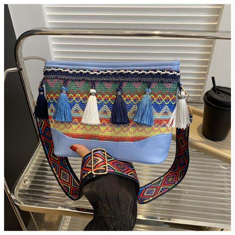 Модная простая и этническая женская сумка на одно плечо Модная и трендовая сумка через плечо Su озеро синий
Модная простая и этническая женская сумка на одно плечо Модная и трендовая сумка через плечо Su озеро синий