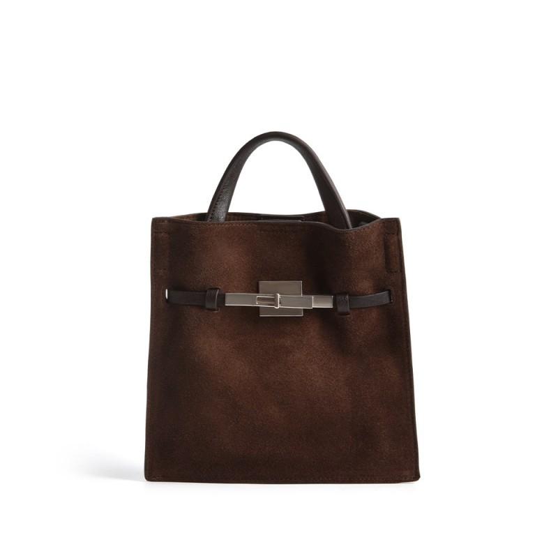 Frosted Suede Cowhide Leather Bag Women Large Capacity Retro Commuting Handbag Versatile Single Shoulder Crossbody 21.5x5.5x20cm
Frosted Suede Cowhide Leather Bag Women Large Capacity Retro Commuting Handbag Versatile Single Shoulder Crossbody 21.5x5.5x20cm