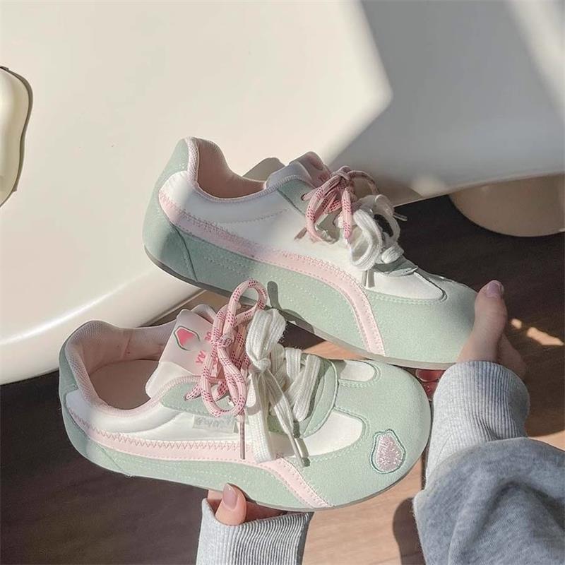 Нишевые красные моральные тренировочные туфли женские 2025 новые весна и осень дышащие высокоценные кеды ретро повседневные маленькие белые туфли 40 зелёный
Нишевые красные моральные тренировочные туфли женские 2025 новые весна и осень дышащие высокоценные кеды ретро повседневные маленькие белые туфли 40 зелёный