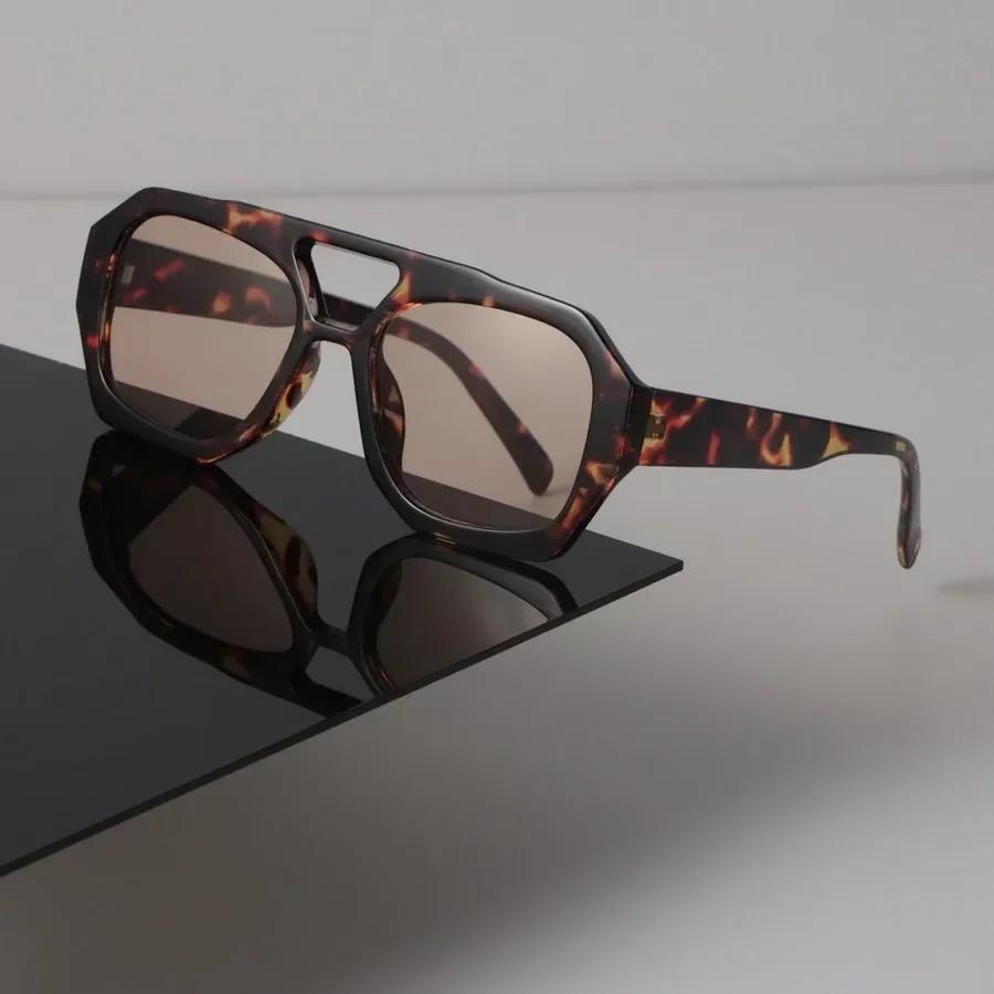 Designer Square Sunglasses Women Men Retro Leopard Sun Glasses Luxury Personality Eyewear Mirror Lens Sexy Brand Other
Designer Square Sunglasses Women Men Retro Leopard Sun Glasses Luxury Personality Eyewear Mirror Lens Sexy Brand Other