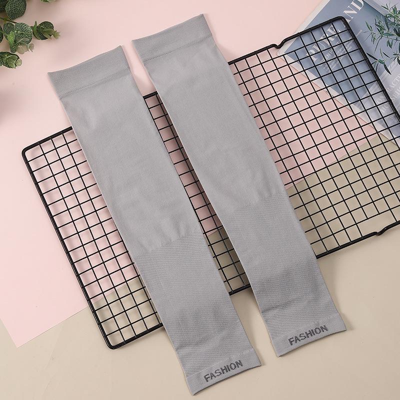 Ледяные шелковые нарукавники с защитой от УФ-лучей для мужчин и женщин - Охлаждающие, Защита от солнца для улицы, Путешествий и Бега Tube Style
Ледяные шелковые нарукавники с защитой от УФ-лучей для мужчин и женщин - Охлаждающие, Защита от солнца для улицы, Путешествий и Бега Tube Style