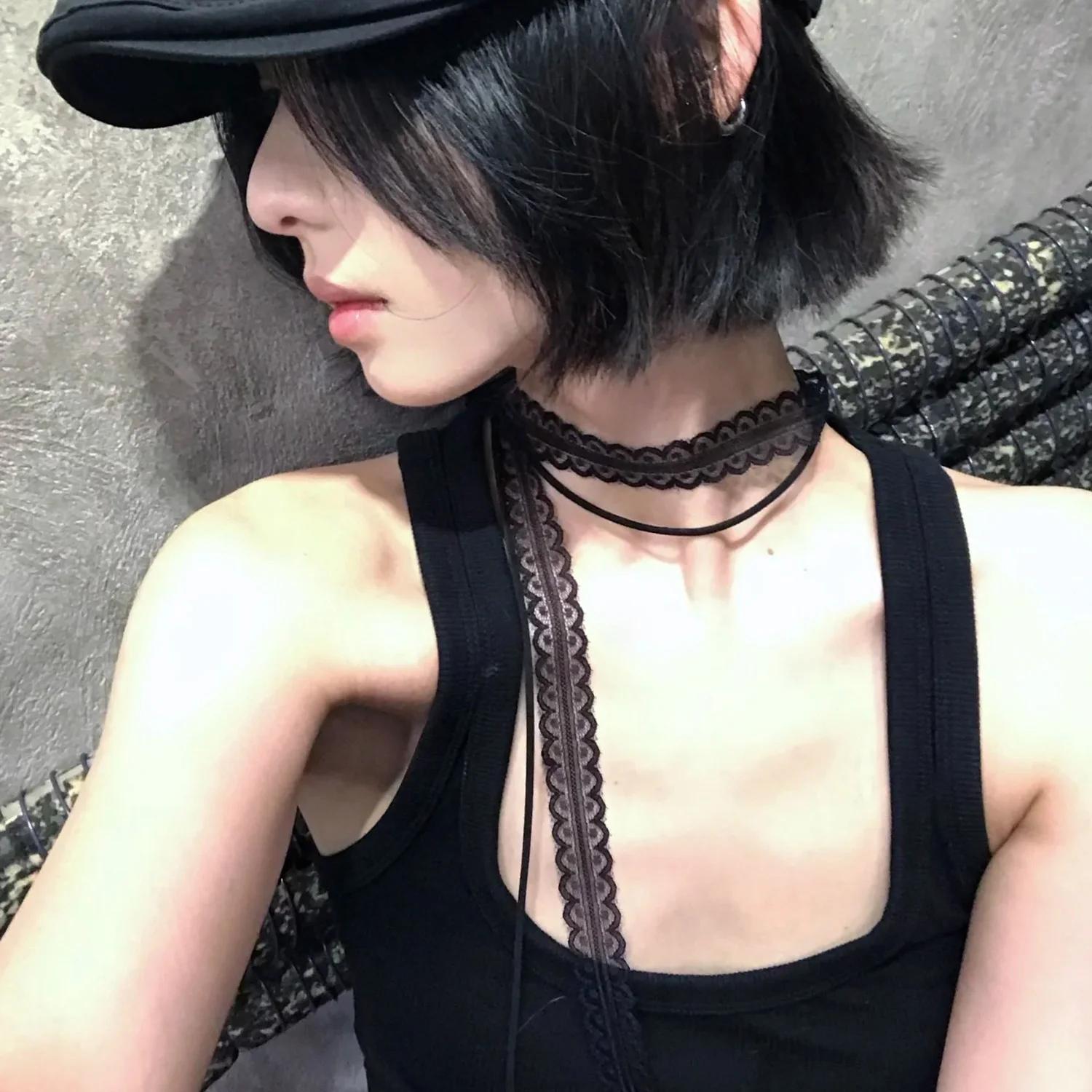 Fashion Choker Necklace for Women Sexy Black White Lace Bowknot Pendant Short Clavicle Chain Gothic Chokers Aesthetic Jewelry чорний
Fashion Choker Necklace for Women Sexy Black White Lace Bowknot Pendant Short Clavicle Chain Gothic Chokers Aesthetic Jewelry чорний