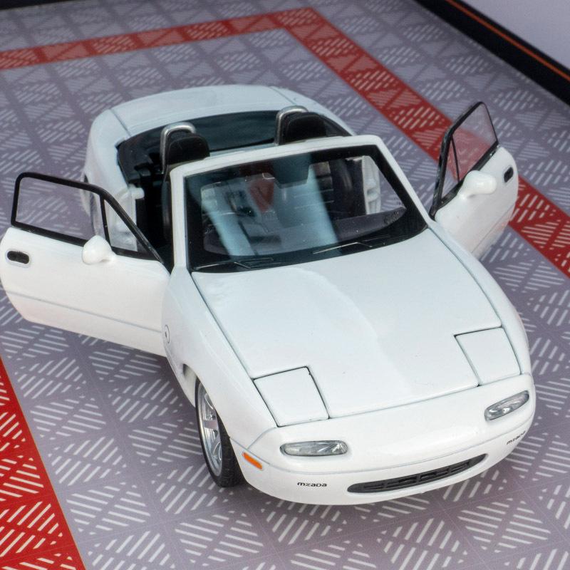 Zhongyuanxing 21021 Mazda MX-5 Кабриолет Сплав Игрушечная Машина - Инерционный Суперкар Украшение для Детей розовый
Zhongyuanxing 21021 Mazda MX-5 Кабриолет Сплав Игрушечная Машина - Инерционный Суперкар Украшение для Детей розовый