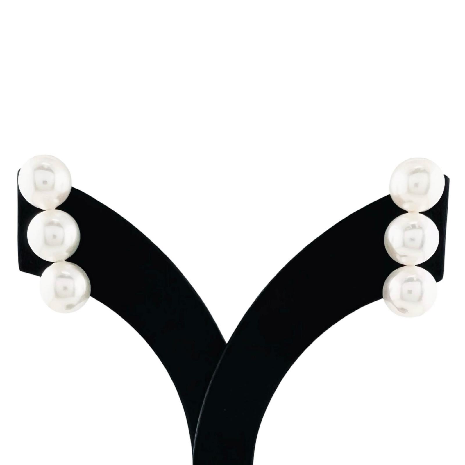 no brand Pierce White pink Women used
no brand Pierce White pink Women used