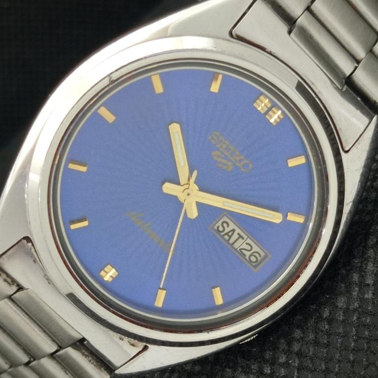 USED VINTAGE SEIKO 5 AUTOMATIC 7009A JAPAN MENS D/D BLUE WATCH 608g-a316366-2 SKU608g-a316366
USED VINTAGE SEIKO 5 AUTOMATIC 7009A JAPAN MENS D/D BLUE WATCH 608g-a316366-2 SKU608g-a316366