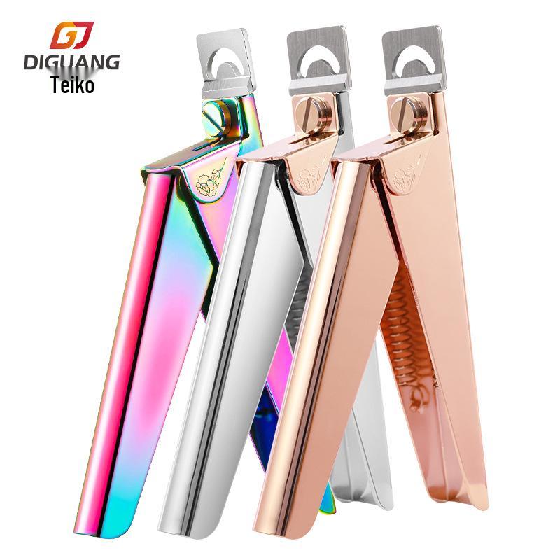 U-Shaped Multifunctional Nail Clipper for DIY French Nails – Cuts in Three Shapes One-Word Cut
U-Shaped Multifunctional Nail Clipper for DIY French Nails – Cuts in Three Shapes One-Word Cut