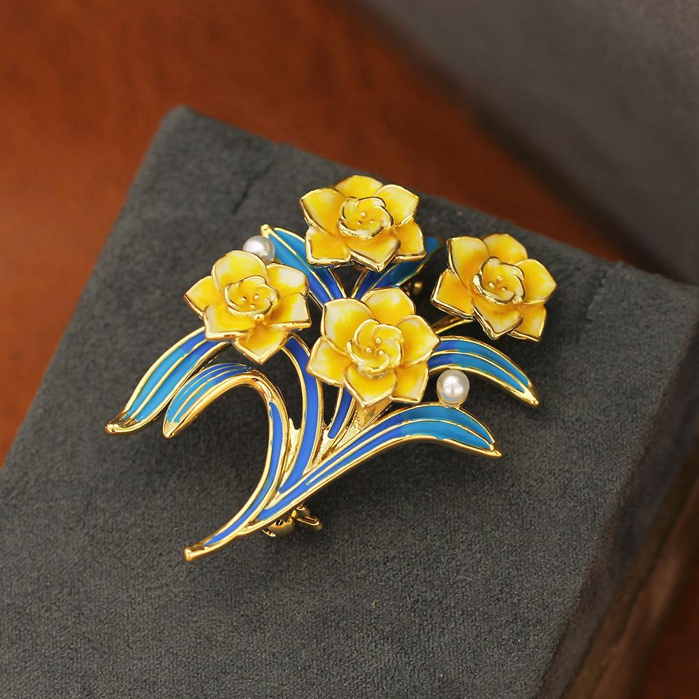 SKEDS Vintage Exquisite Flower Enamel Brooch Pin For Women Girls Fashion Elegant Floral Drip Oil Plant Accesssories Corsages жовтий
SKEDS Vintage Exquisite Flower Enamel Brooch Pin For Women Girls Fashion Elegant Floral Drip Oil Plant Accesssories Corsages жовтий