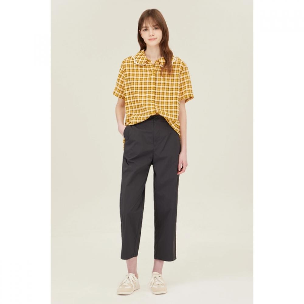 Benetton Detachable Lace Collar Blouse Babl91531 black (BK)/44(66)
Benetton Detachable Lace Collar Blouse Babl91531 black (BK)/44(66)