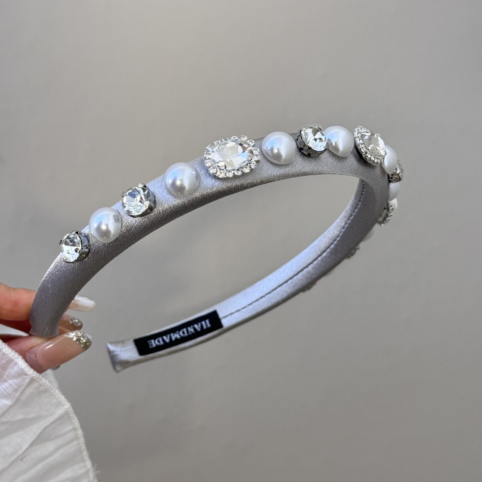 Аксессуары для волос повязки на голову для женщин девушки йога корейские роскошные дизайнерские стразы фасинаторы элегантные k-pop обручи модные новые
Аксессуары для волос повязки на голову для женщин девушки йога корейские роскошные дизайнерские стразы фасинаторы элегантные k-pop обручи модные новые