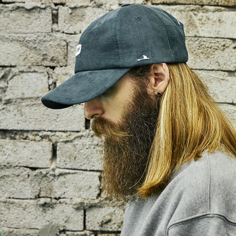 AKAW Overfit Classic Ball Cap Corduroy Deep Green DEEP GREEN
AKAW Overfit Classic Ball Cap Corduroy Deep Green DEEP GREEN