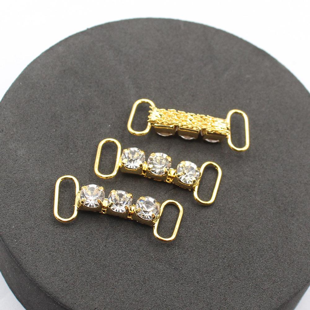 10pcs 30MM single row S28 rhinestone decorative reinforcement chain/bikini connecting buckle for shoulder strap clothing and dre
10pcs 30MM single row S28 rhinestone decorative reinforcement chain/bikini connecting buckle for shoulder strap clothing and dre