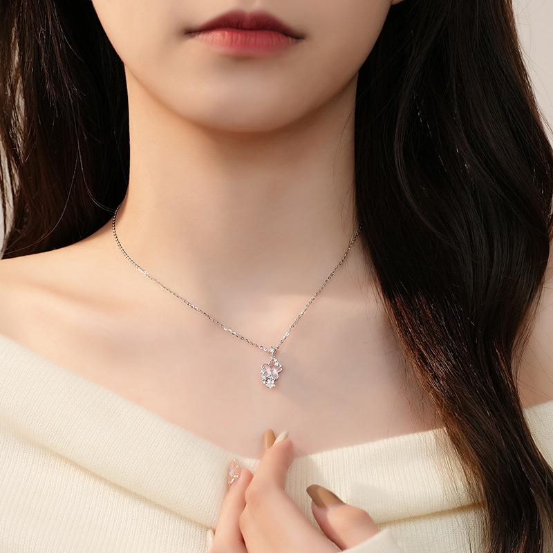 S925 Sterling Silver Colorful Five Pointed Star Necklace for Women s Fashion and Versatility, Niche Zircon Collarbone Chain Jewelry
S925 Sterling Silver Colorful Five Pointed Star Necklace for Women s Fashion and Versatility, Niche Zircon Collarbone Chain Jewelry