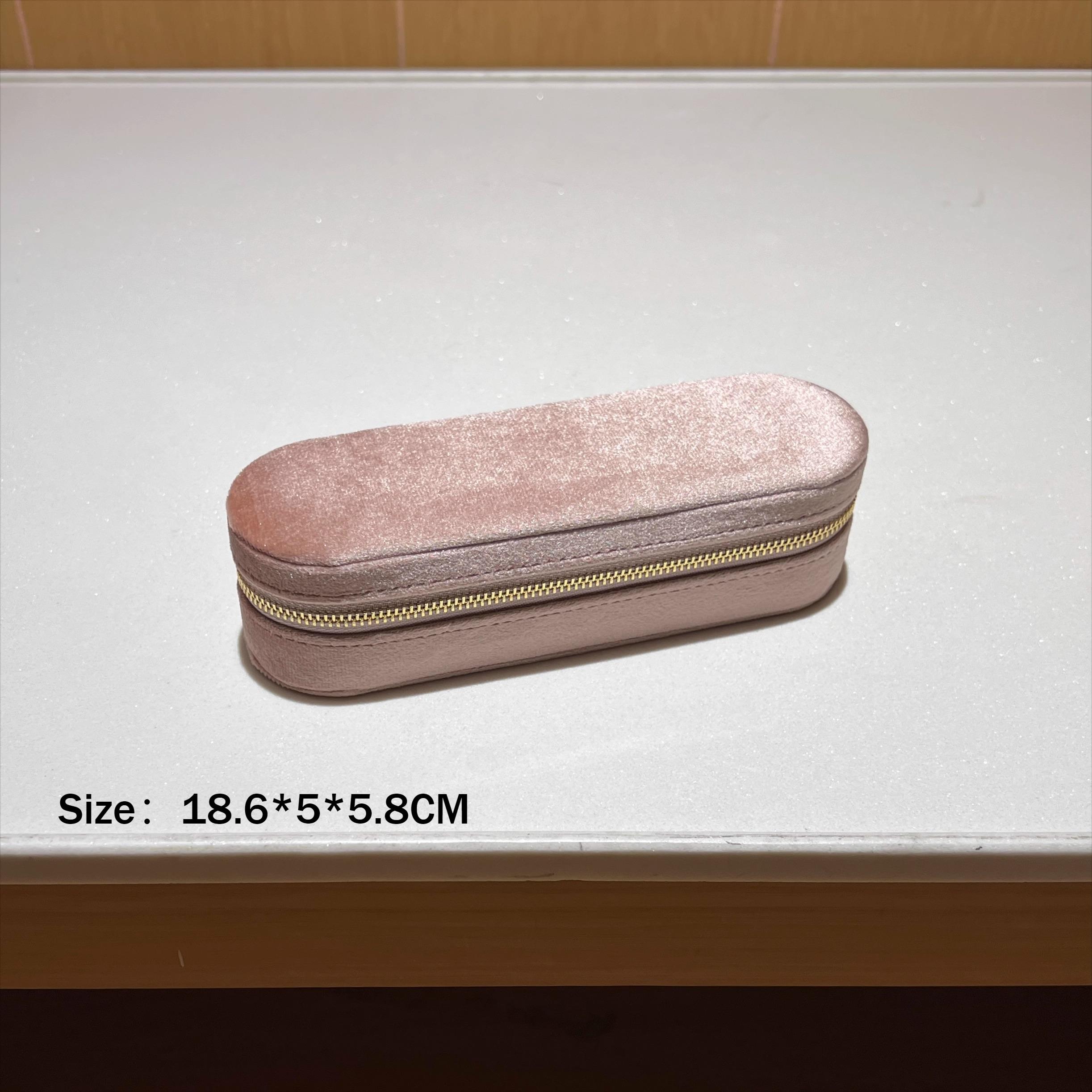 Velvet Jewelry Storage Box Travelling Portable Jewellery Boxes Earrings Rings Display Case Exquisite Trinket Displays Cases рожевий
Velvet Jewelry Storage Box Travelling Portable Jewellery Boxes Earrings Rings Display Case Exquisite Trinket Displays Cases рожевий