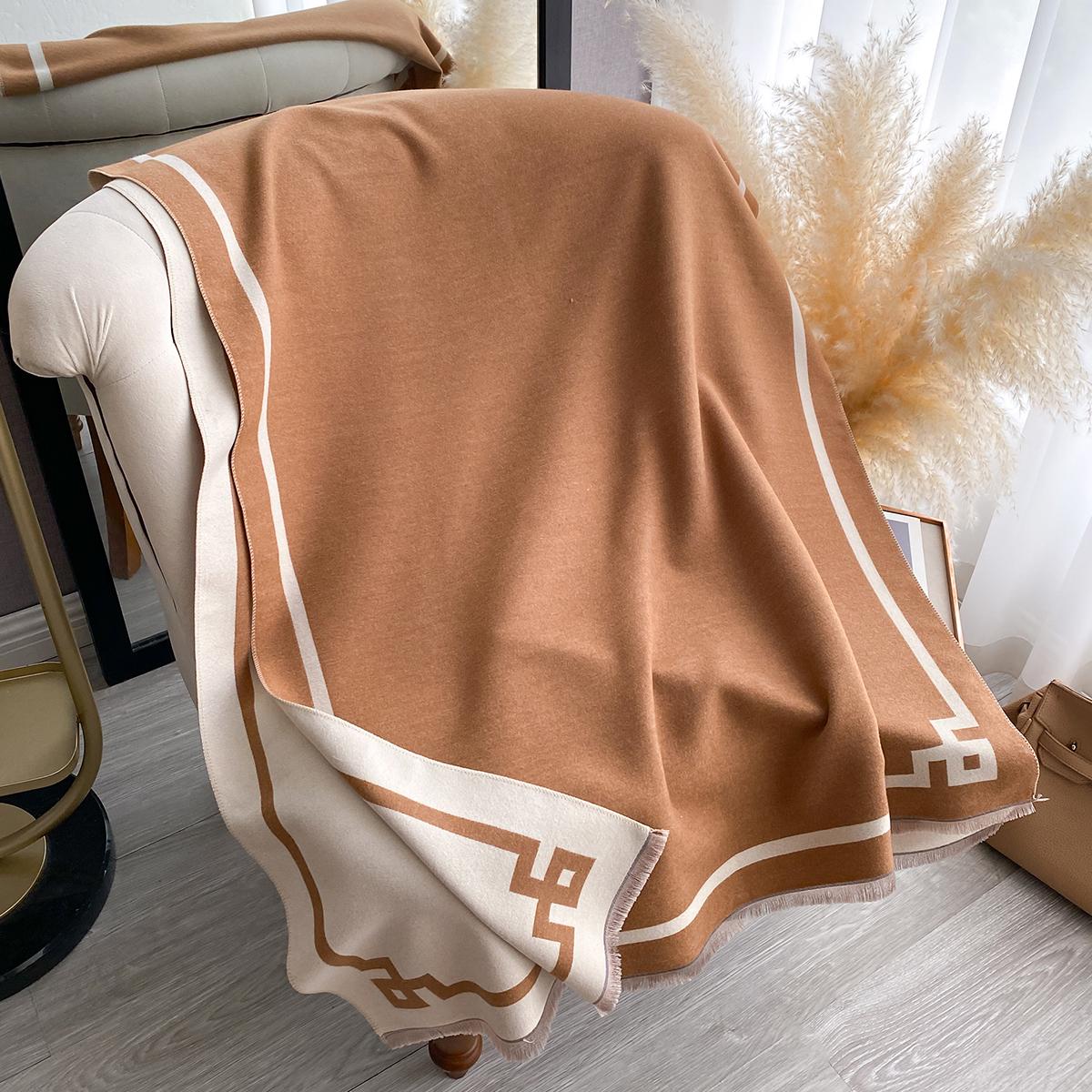Warm Luxury Imitation Cashmere Scarf Women Solid Color Fashion Shawl And Wraps Ladies Blanket Foulard Winter Pashmina Bandana
Warm Luxury Imitation Cashmere Scarf Women Solid Color Fashion Shawl And Wraps Ladies Blanket Foulard Winter Pashmina Bandana