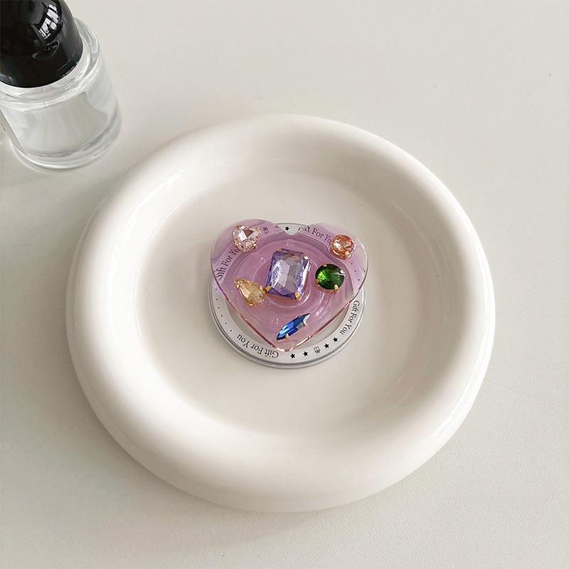 Colored Gemstones, Rhinestones, Love Mobile Phone, Airbag Bracket, Advanced Wind-Sensitive Magnetic Suction Magsafe Desktop Support Frame
Colored Gemstones, Rhinestones, Love Mobile Phone, Airbag Bracket, Advanced Wind-Sensitive Magnetic Suction Magsafe Desktop Support Frame