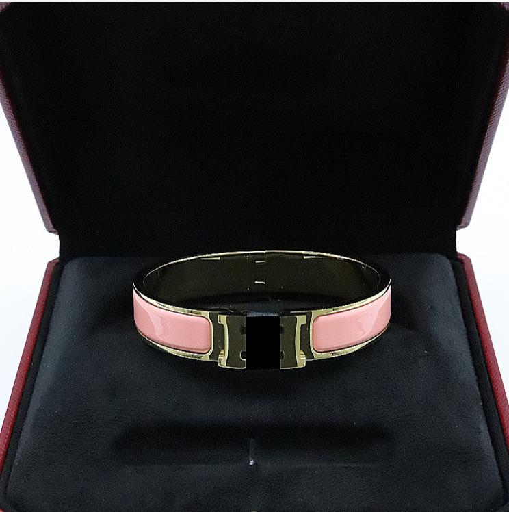 Емалеві браслети H для чоловіків і жінок Rose Gold 17 #
Емалеві браслети H для чоловіків і жінок Rose Gold 17 #