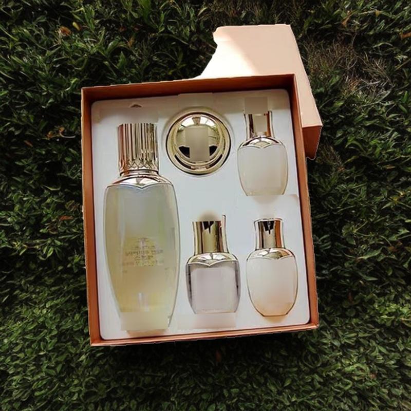 Anti-Wrinkle Hydrating Eye Set: Lotion, Emulsion, Essence, Mask, Cream - Moisturizing, Firming, Pore-Shrinking, Brightening. More Popular Picks - sitong29
Anti-Wrinkle Hydrating Eye Set: Lotion, Emulsion, Essence, Mask, Cream - Moisturizing, Firming, Pore-Shrinking, Brightening. More Popular Picks - sitong29