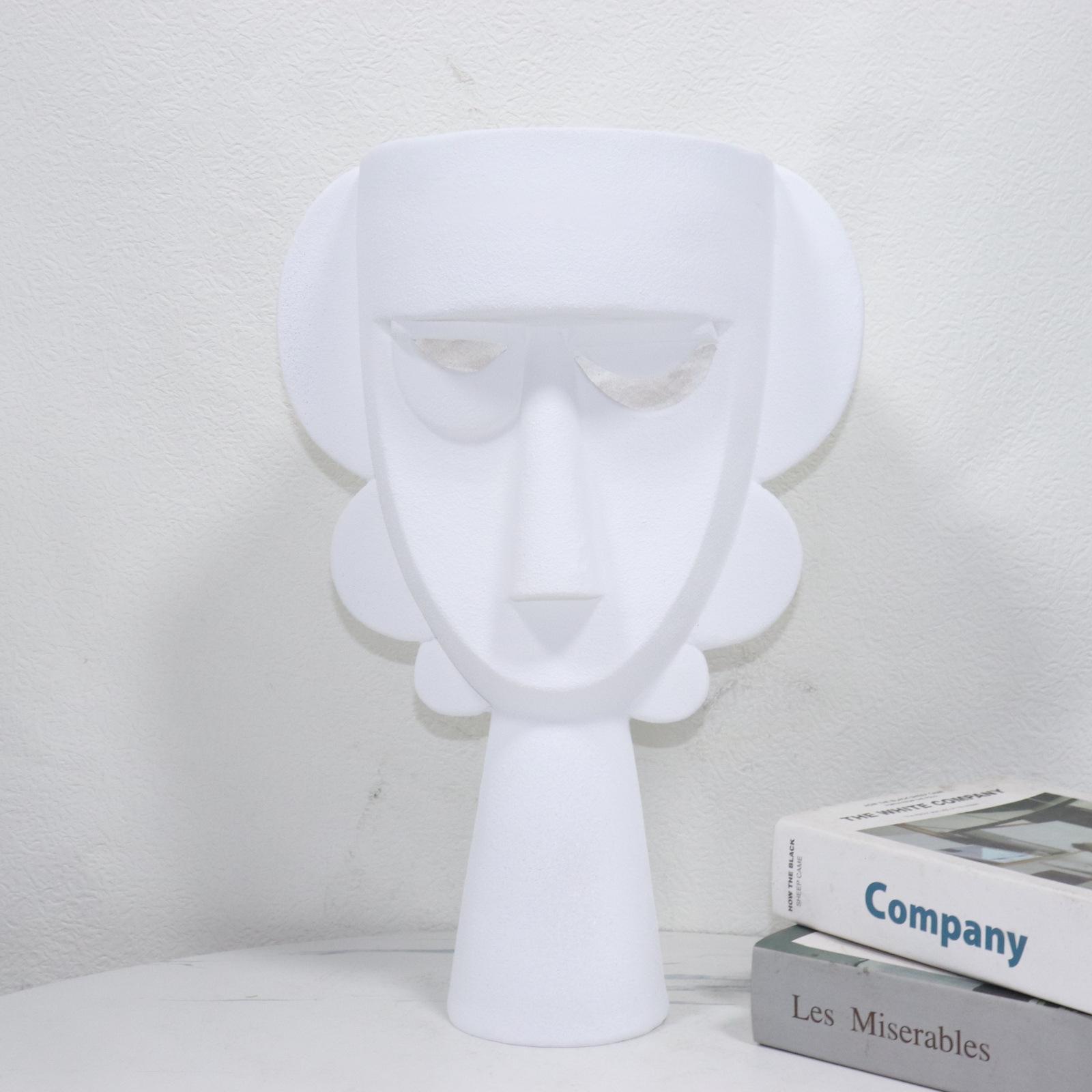 Creative Abstract Resin Human Face Ornament for Desktop, Hall, Wine Cabinet, TV Stand, & Soft Furnishing Décor
Creative Abstract Resin Human Face Ornament for Desktop, Hall, Wine Cabinet, TV Stand, & Soft Furnishing Décor