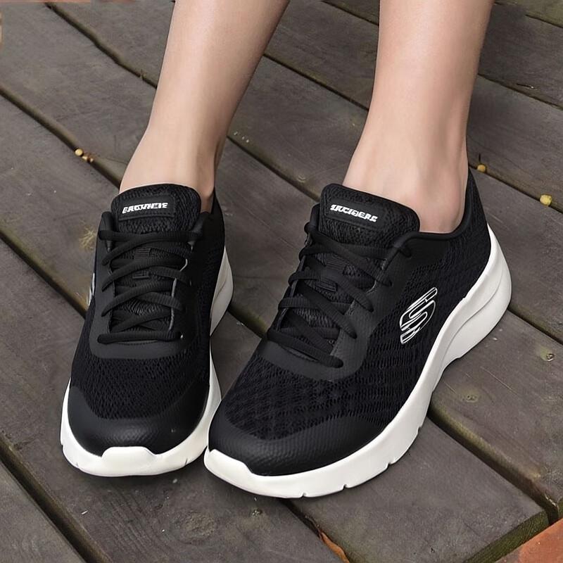 Skechers Women s 7/24 Running Shoes 149542-BLK 38.5
Skechers Women s 7/24 Running Shoes 149542-BLK 38.5