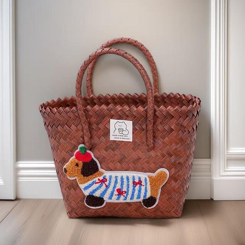 Cartoon Rattan Woven Handbag Straw Bag Bamboo Pure Hand-woven Children Gift 20x22x12cm
Cartoon Rattan Woven Handbag Straw Bag Bamboo Pure Hand-woven Children Gift 20x22x12cm