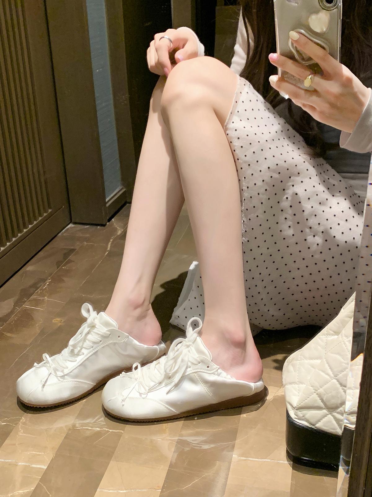 Grape mother studiolee ballet style sweet sister round head satin sports board shoes bow casual moral training shoes women 34
Grape mother studiolee ballet style sweet sister round head satin sports board shoes bow casual moral training shoes women 34