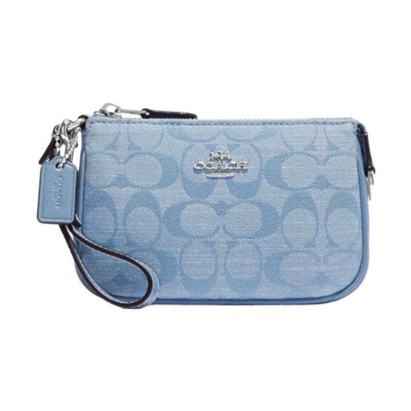 COACH Nolita 15 Classic Presbyopia Zipper Closure Jacquard Fabric Split Cow Split Leather Fragrance Handle Clutch Mini Women s Light Blue синій
COACH Nolita 15 Classic Presbyopia Zipper Closure Jacquard Fabric Split Cow Split Leather Fragrance Handle Clutch Mini Women s Light Blue синій