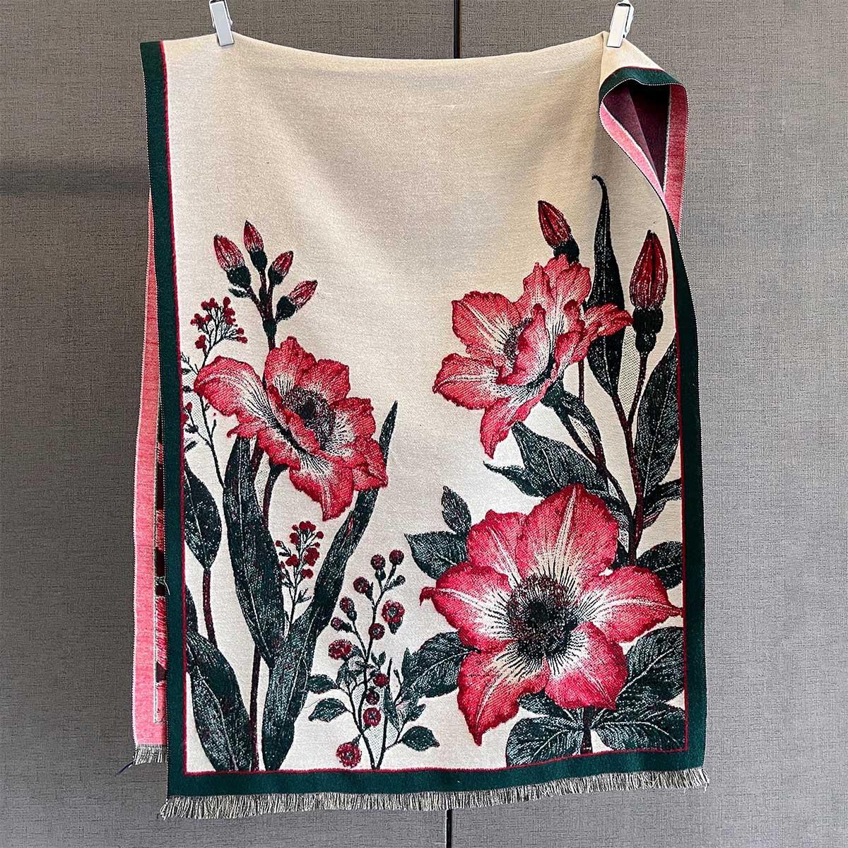 Autumn and winter fashion plant flower print scarf retro flower pattern large shawl warm and cold versatile scarf women 190*65cm
Autumn and winter fashion plant flower print scarf retro flower pattern large shawl warm and cold versatile scarf women 190*65cm