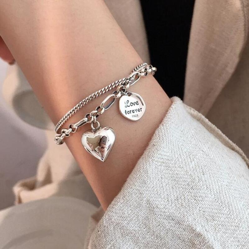 2 Pcs of Personalized Punk Style Copper Color Chain Heart-shaped Round Bracelet, Women s Fashion Y2k Holiday Accessories Zircon
2 Pcs of Personalized Punk Style Copper Color Chain Heart-shaped Round Bracelet, Women s Fashion Y2k Holiday Accessories Zircon